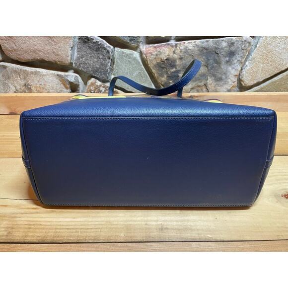 Kate Spade 3 Piece Lemon Zest Set. See thru bag tote, clip in bag and wallet - Picture 12 of 16